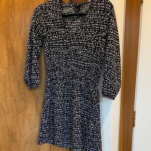 H&M Black and White Long Sleeve Dress
